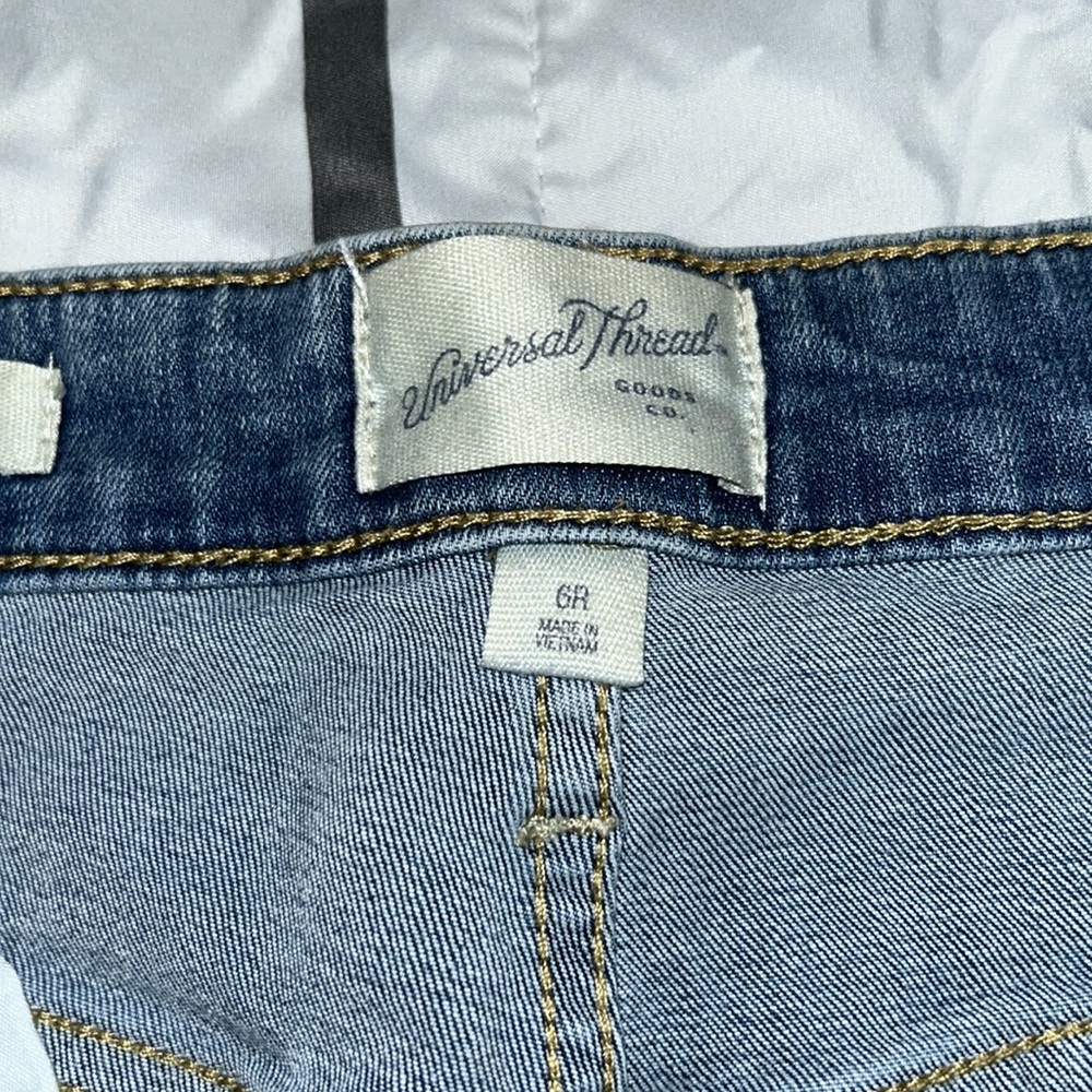 Universal Thread High Rise Skinny Jeans - Picture 2 of 4